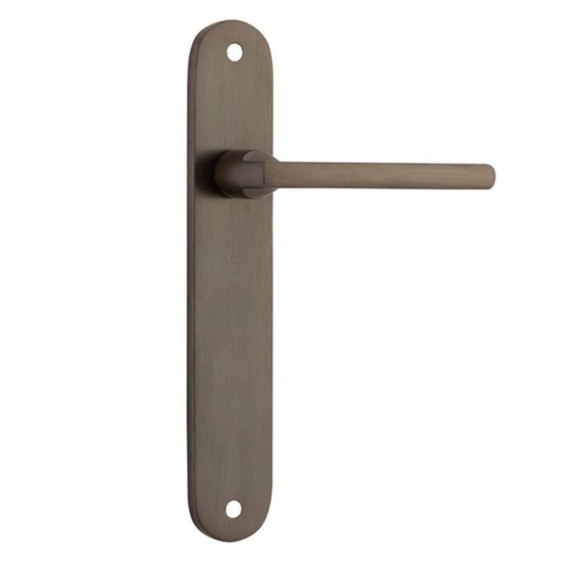 Oval Baltimore Lever Iver — James Hardware