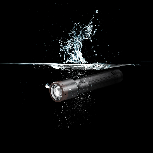 LEDLENSER P7R Core Torch underwater